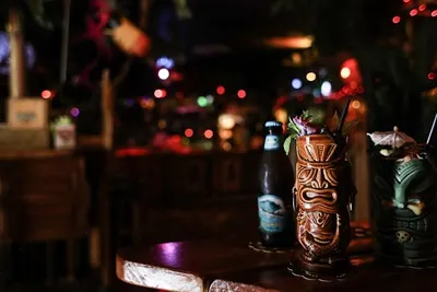 Bar Branding: Profitable Bar Identity, Attracting Customers, And Design Elements Bar Branding: Profitable Bar Identity, Attracting Customers, And Design Elements