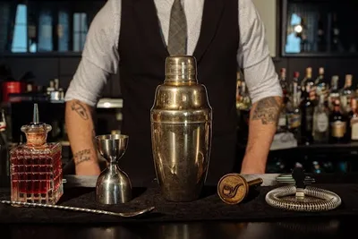 How To Use Bar Tools? Correct Process, Jiggers, Shakers, And Maintenance