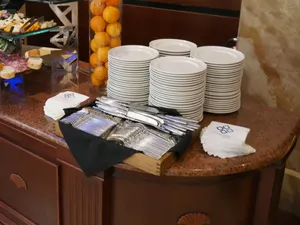 CustomCoastersNow.Com - Custom Beverage Napkin