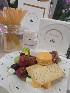 CustomCoastersNow.Com - Custom Paper Beverage Napkin