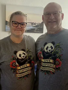 CustomCoastersNow.Com - Gildan Adult Heavy Cotton T-Shirt
