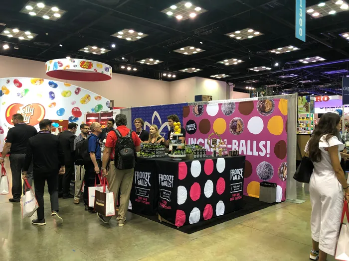 CustomCoastersNow.Com