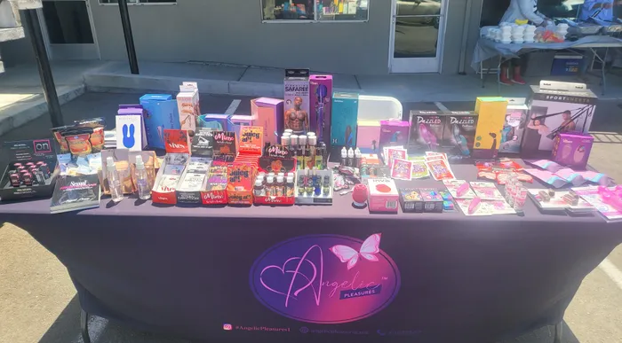 CustomCoastersNow.Com