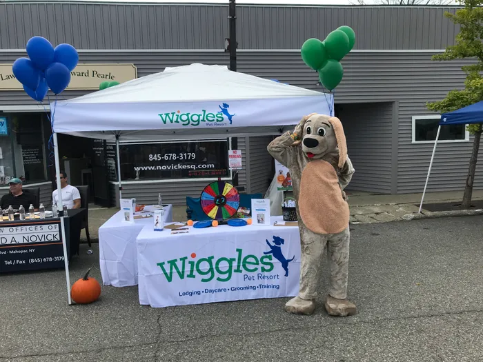 CustomCoastersNow.Com