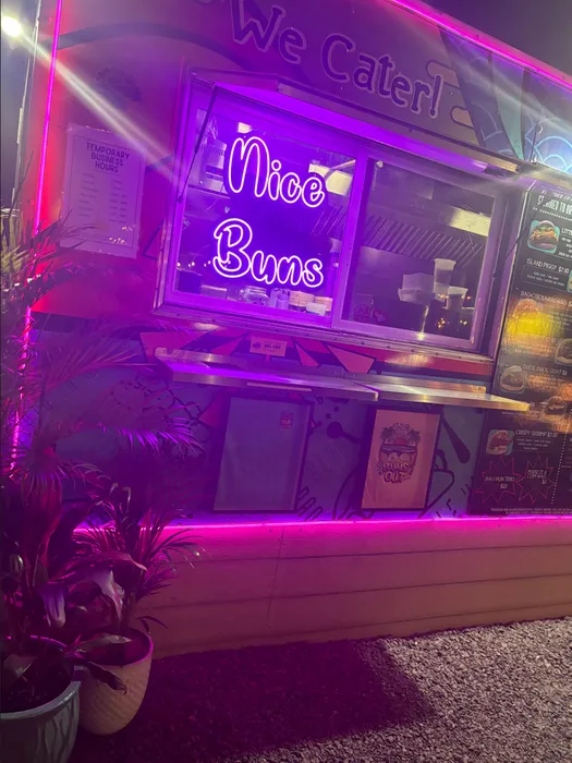 CustomCoastersNow.Com - Custom Neon Sign