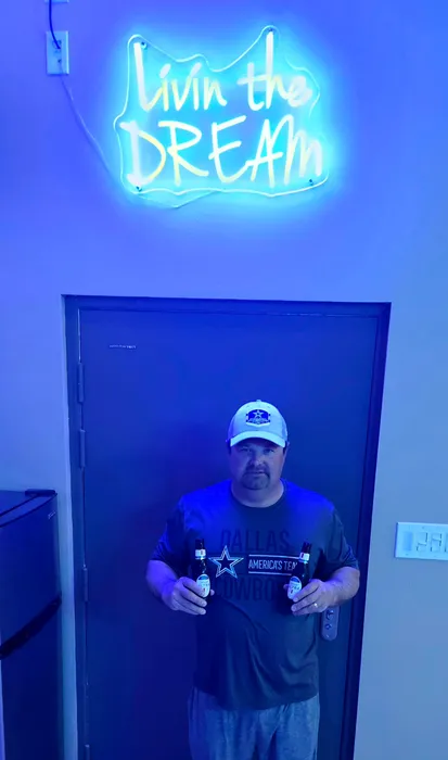 CustomCoastersNow.Com - Custom Neon Sign