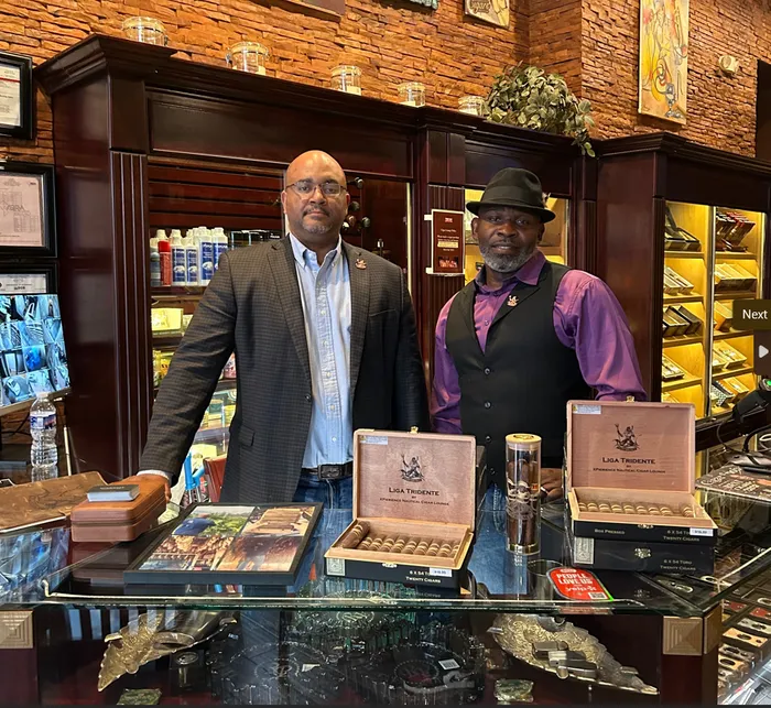 CustomCoastersNow.Com - Die Struck Pin