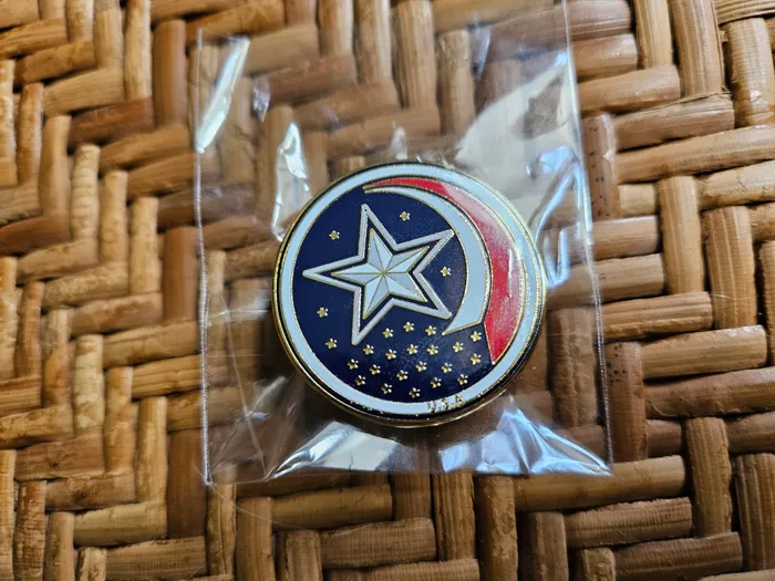 CustomCoastersNow.Com - Hard Enamel Pin