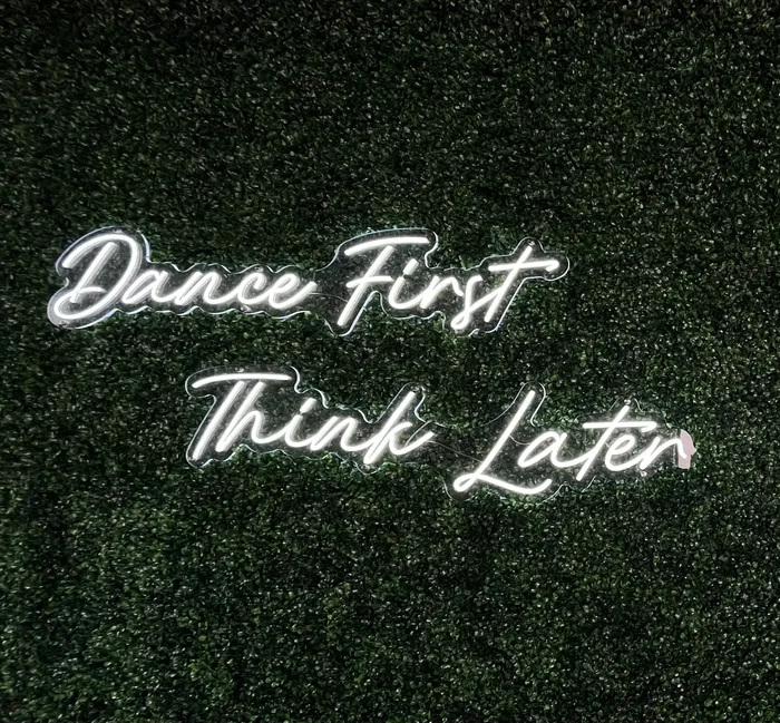 CustomCoastersNow.Com - Custom Neon Sign