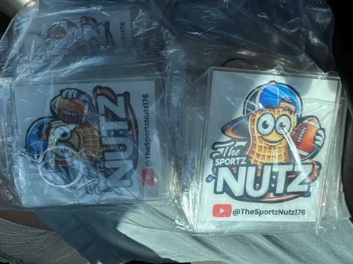 CustomCoastersNow.Com - Acrylic Keychain