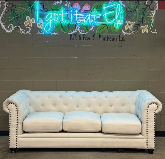 CustomCoastersNow.Com - Custom Neon Sign