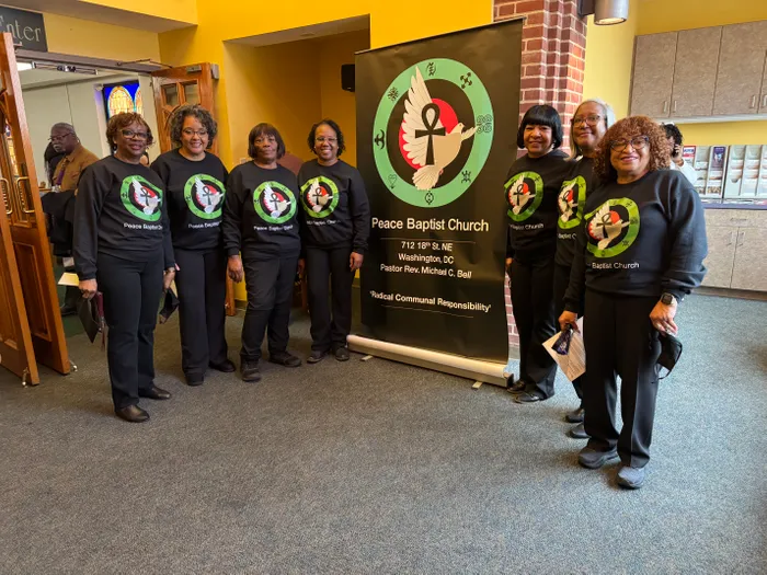 CustomCoastersNow.Com - Roll Up Banner Stands