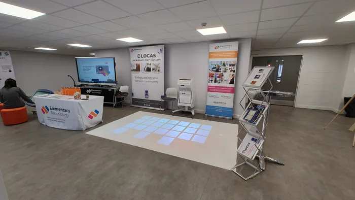 CustomCoastersNow.Com - Custom Rectangle Table Covers