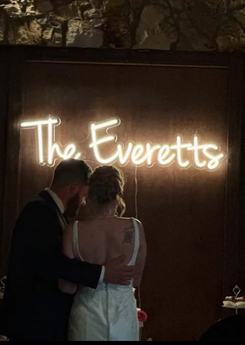 CustomCoastersNow.Com - Custom Neon Sign