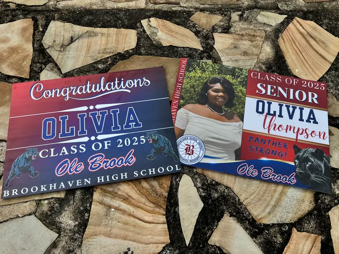 CustomCoastersNow.Com - Graduation Outdoor Yard Sign