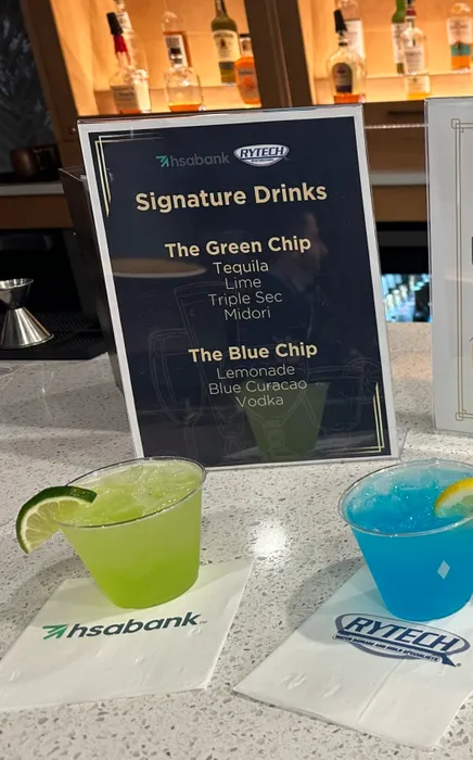 CustomCoastersNow.Com - Custom Beverage Napkin