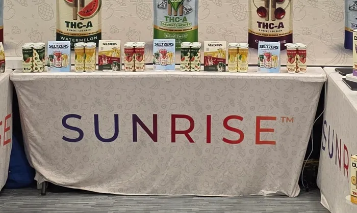 CustomCoastersNow.Com - Custom Rectangle Table Covers