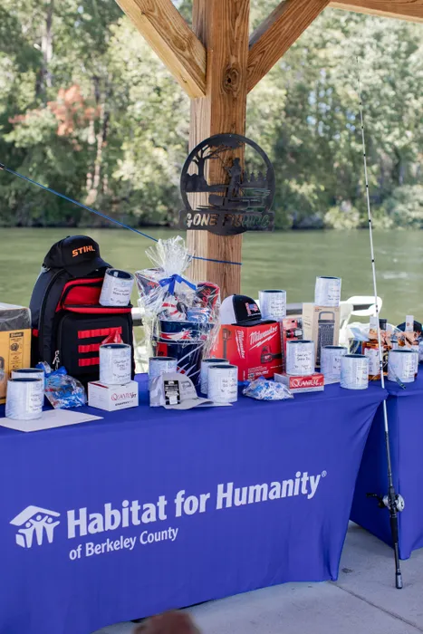 CustomCoastersNow.Com - Custom Rectangle Table Covers