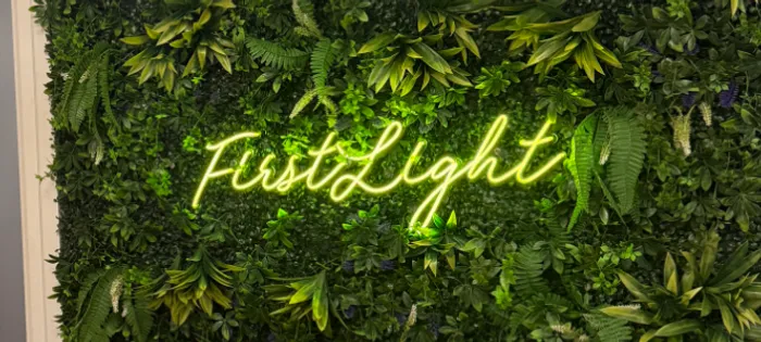 CustomCoastersNow.Com - Custom Neon Sign