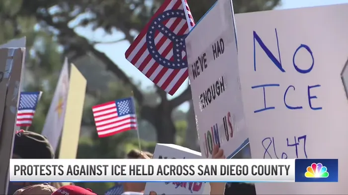 CustomCoastersNow.Com - Custom Hand Flags