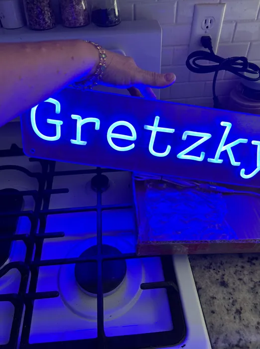 CustomCoastersNow.Com - Custom Neon Sign
