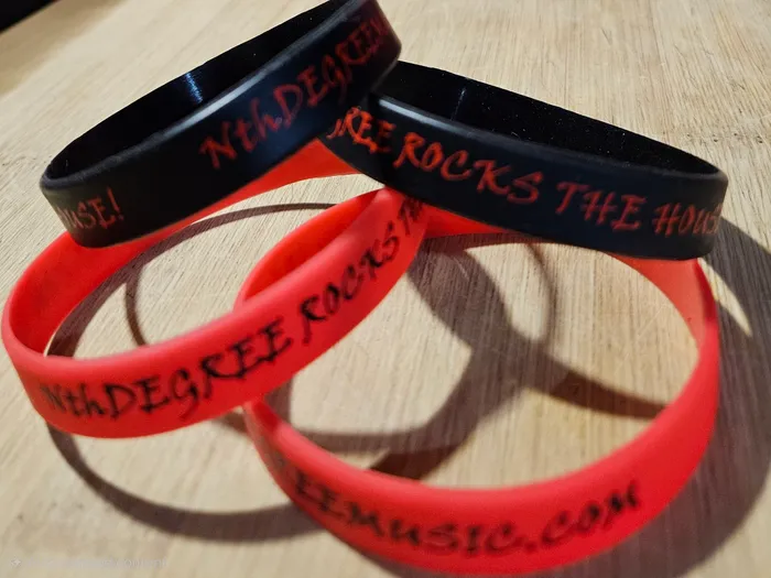 CustomCoastersNow.Com - Full Color Silicone Wristbands