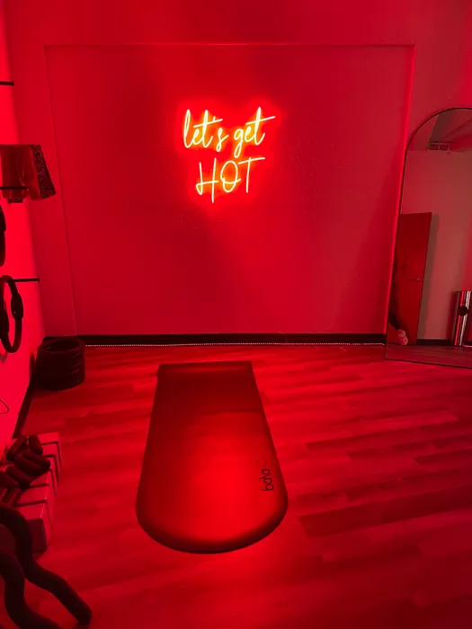 CustomCoastersNow.Com - Custom Neon Sign