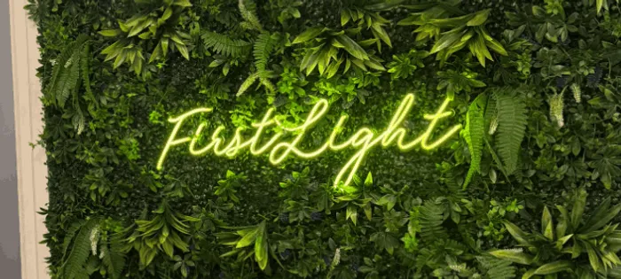 CustomCoastersNow.Com - Custom Neon Sign