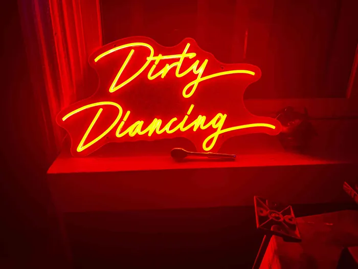 CustomCoastersNow.Com - Custom Neon Sign